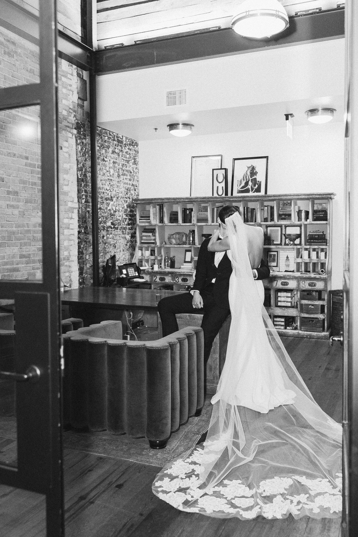 Oxford Exchange wedding — Tampa Bay wedding photographer Ailyn La Torre