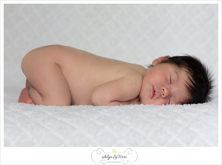 Tampa Newborn Photographer- 3332© Ailyn La Torre Photography 2013
