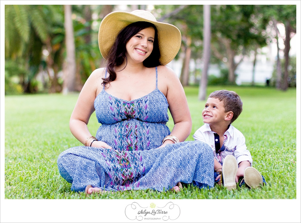 Tampa Maternity  Photographer- 3911© Ailyn La Torre Photography 2013-2