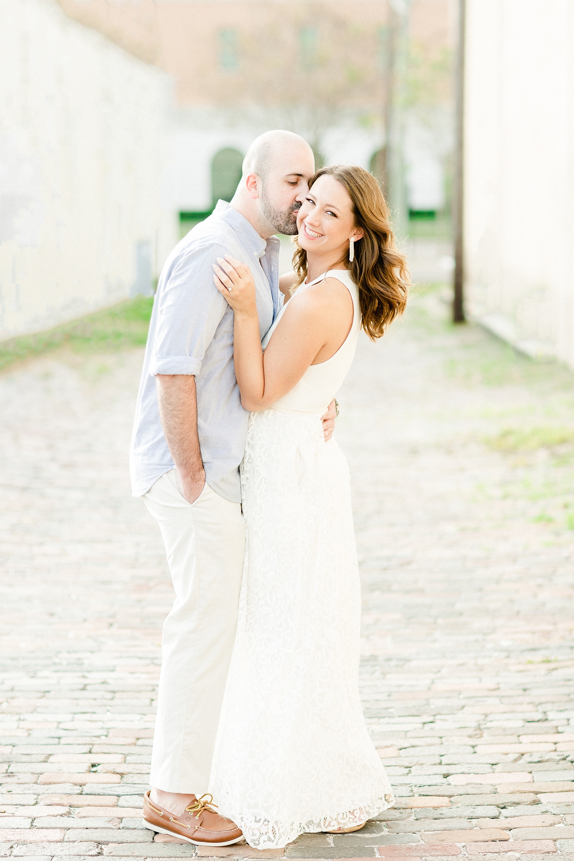 Downtown Tampa Engagement |© Ailyn La Torre Photography 2018