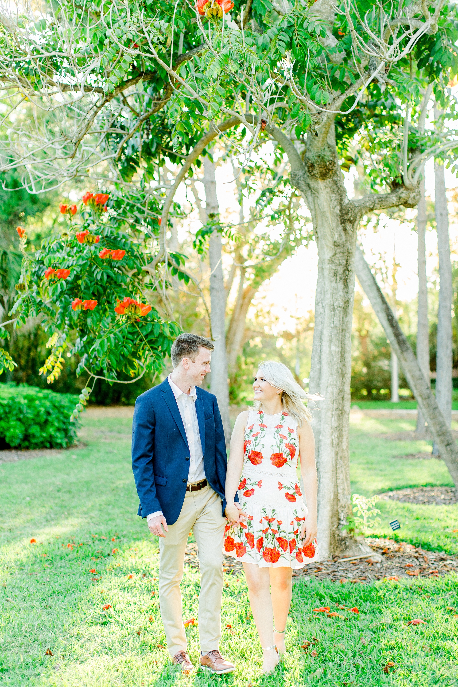 Ringling Museum Engagement | © Ailyn La Torre Photography 2019