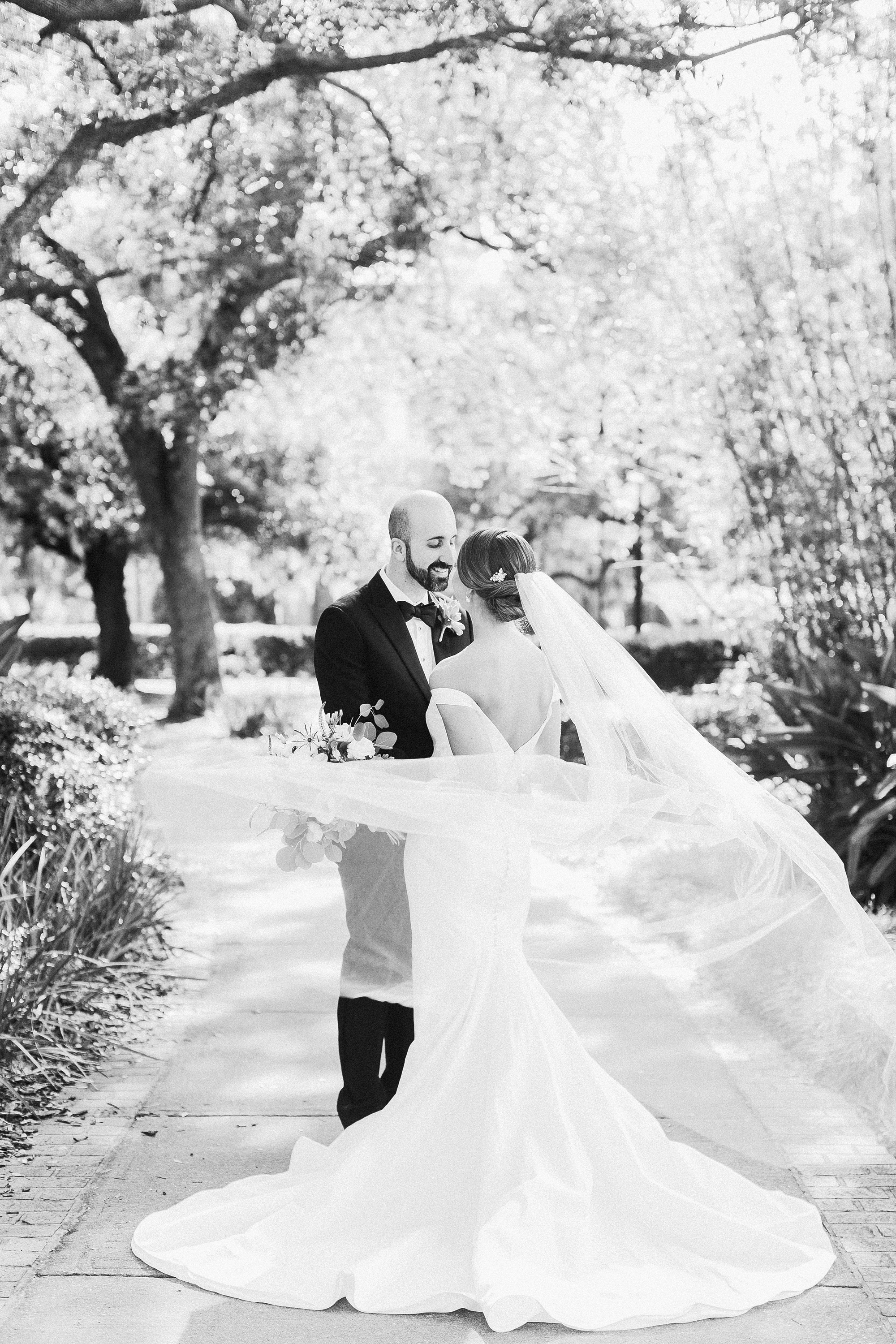 Oxford Exchange Wedding Photographer | © Ailyn La Torre Photography 2019