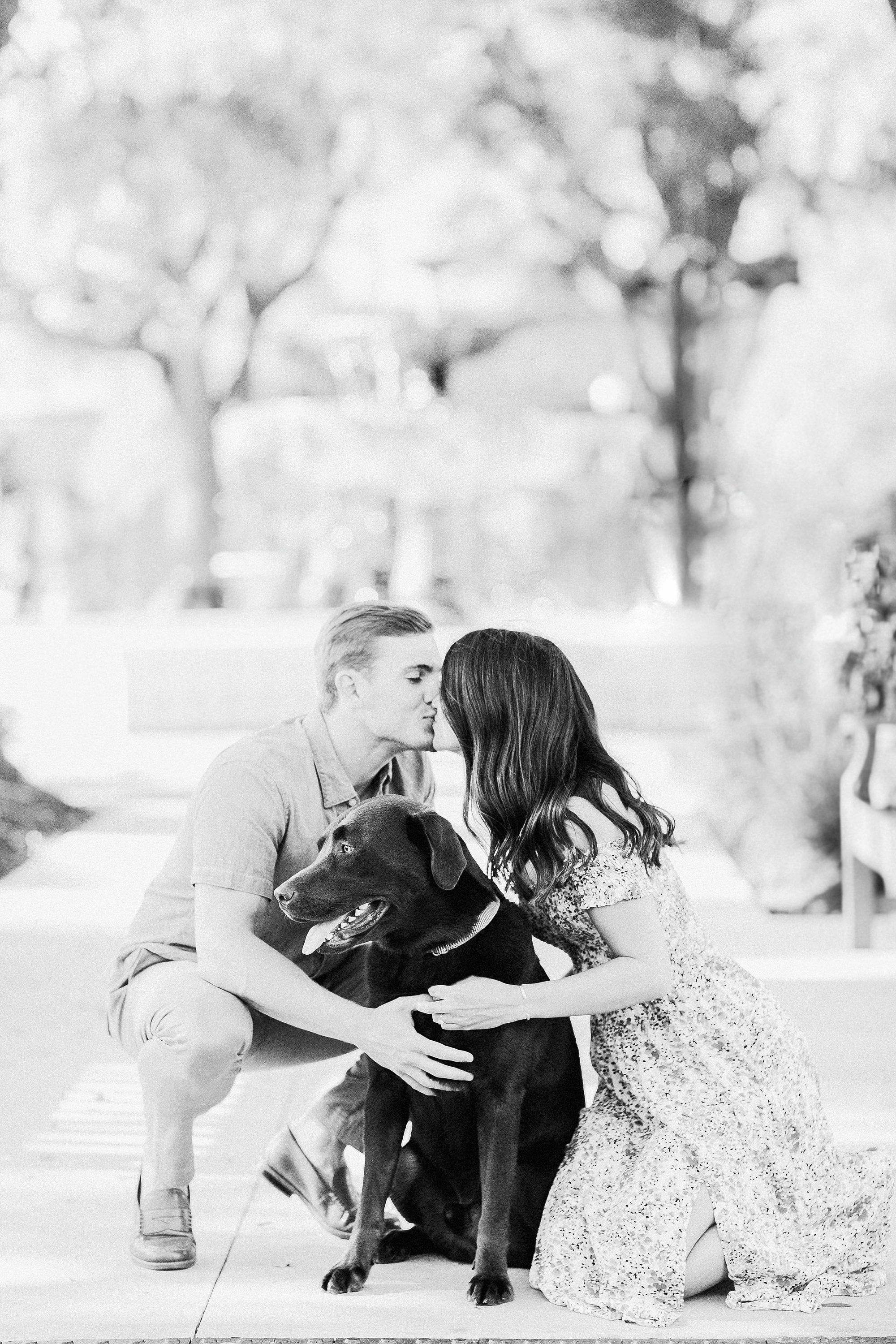 Old Hyde Park Engagement | © Ailyn La Torre Photography 2019