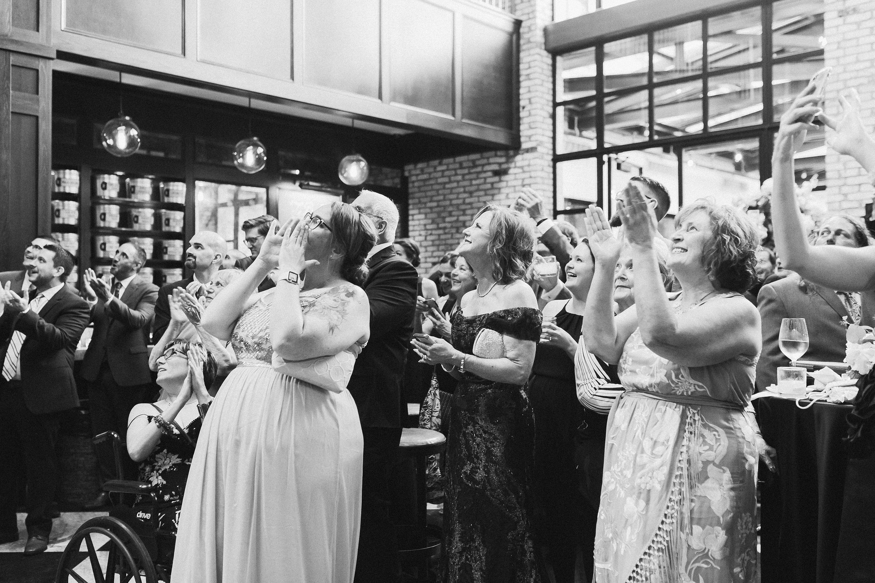 Oxford Exchange Wedding Photographer | © Ailyn LaTorre Photography 2019