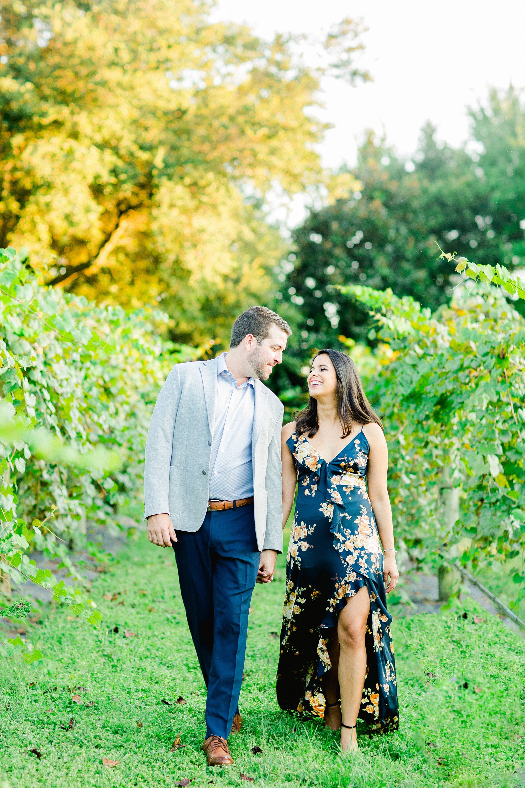 Mision Lago Ranch Engagement | © Ailyn La Torre Photography 2019
