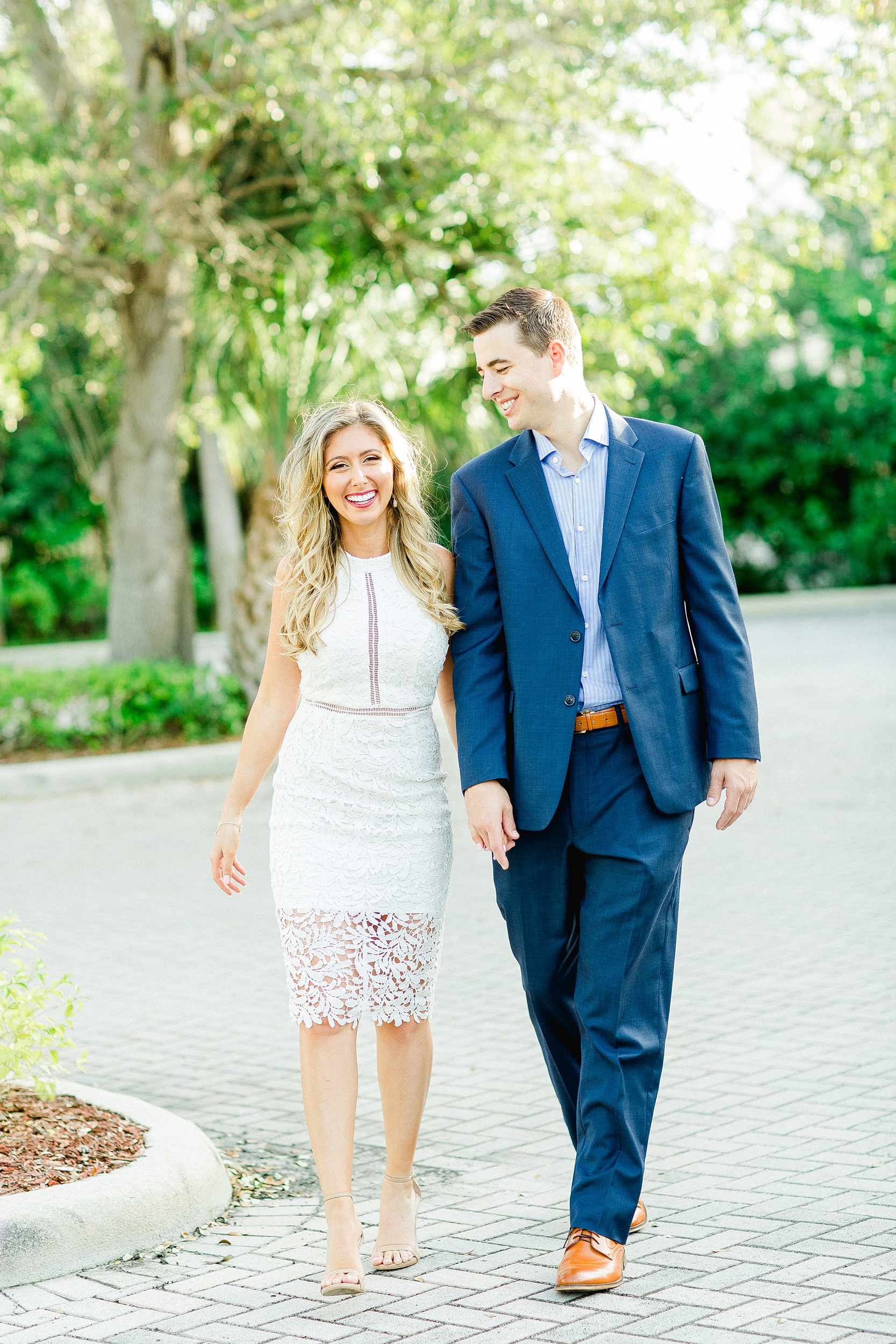 South Florida Engagement | © Ailyn La Torre Photography 2020