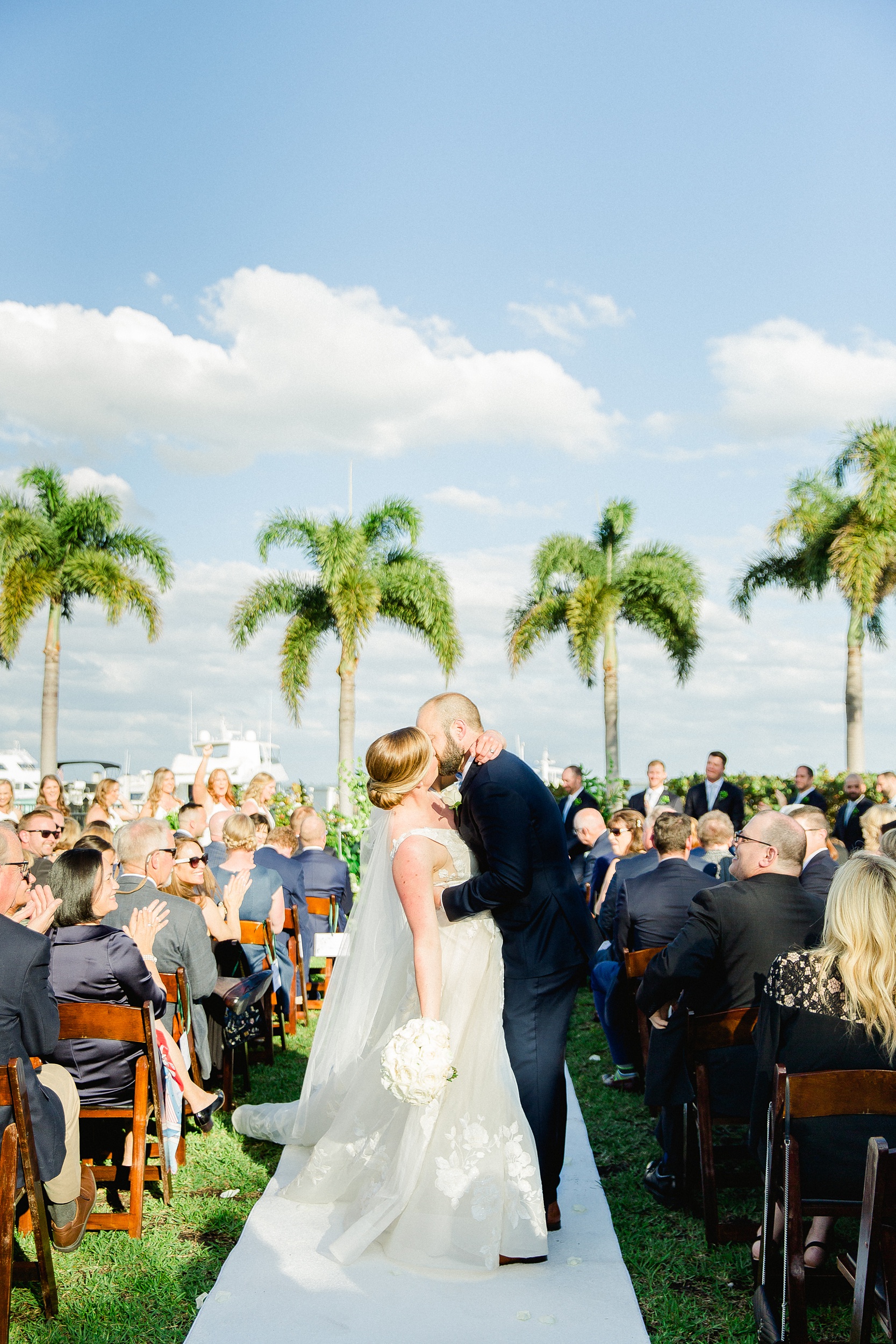 Tampa Yacht Club Wedding | © Ailyn La Torre Photography 2020